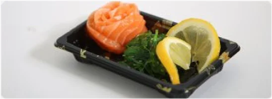 Dun gesneden rauwe zalm