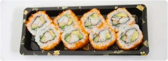 Krabstik, avocado, komkommer, mayonaise, massago en sesam